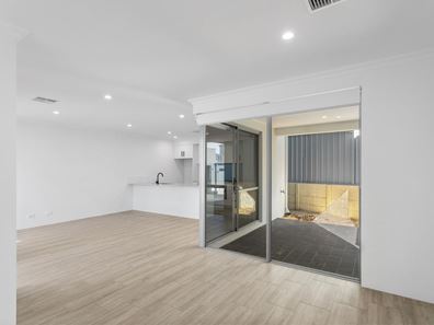 8B Leverburgh Street, Ardross WA 6153