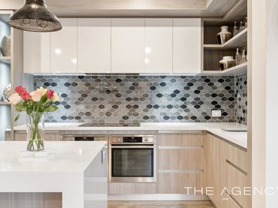 21 Aniseed Road, Treeby WA 6164