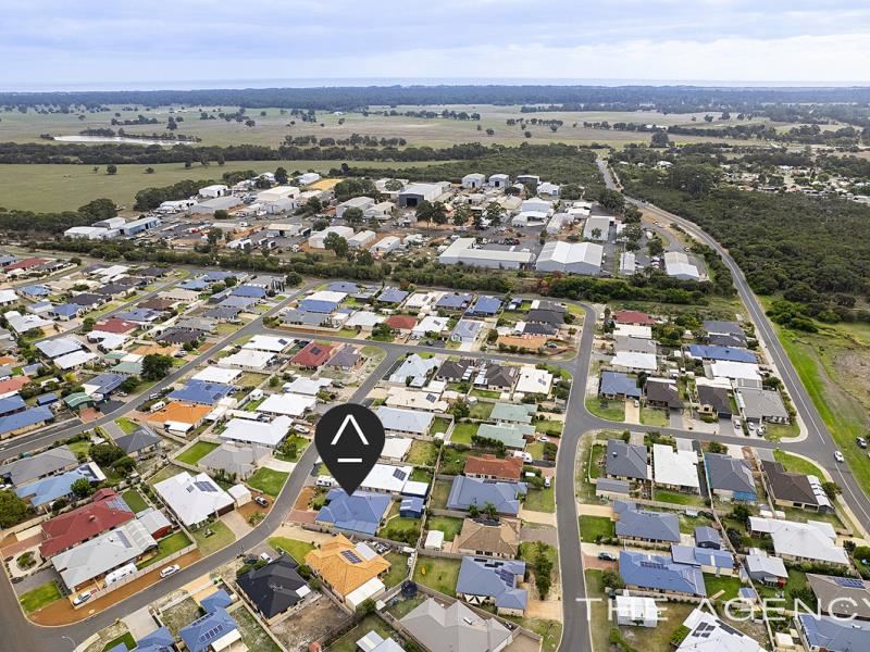 10 Greenwood Way, Capel