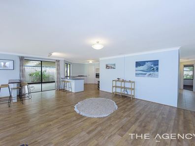10 Greenwood Way, Capel WA 6271