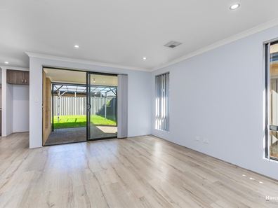 8 Berican Parade, Hilbert WA 6112