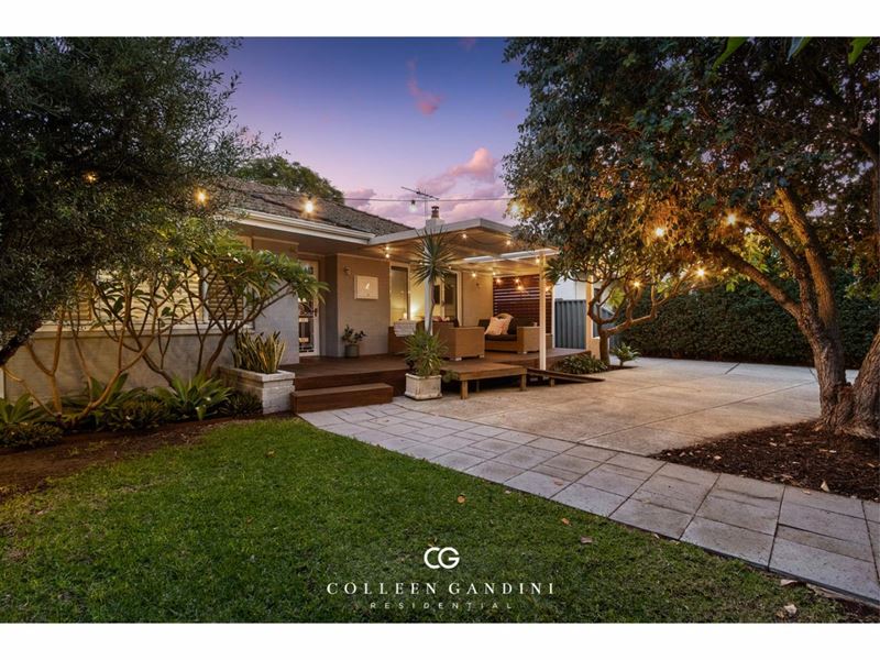 4 Lambert Street, Alfred Cove WA 6154