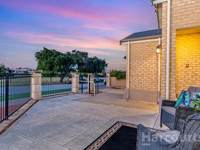 2 Strabane Green, Ridgewood WA 6030