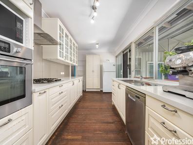 26 Turana Place, Rockingham WA 6168