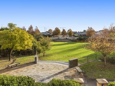 7 Babylon Lane, Aubin Grove WA 6164