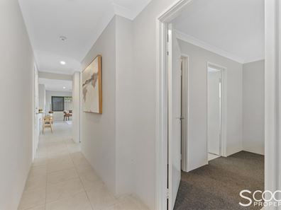 4/2 Pinnacle Road, Coogee WA 6166