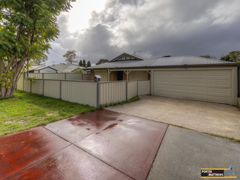 19 Towton Street, Redcliffe