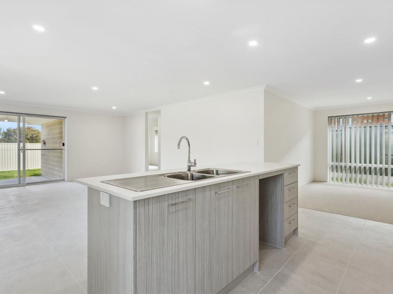 444 Belgravia Street, Cloverdale WA 6105