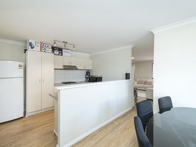 1/342 Flinders Street, Nollamara WA 6061