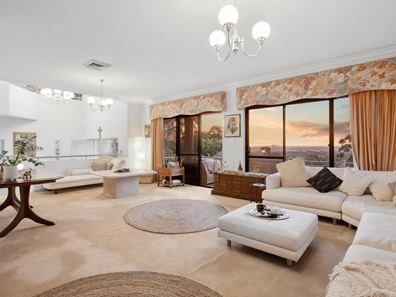 23 Dale Drive, Gooseberry Hill WA 6076
