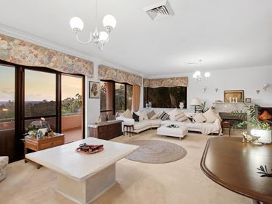23 Dale Drive, Gooseberry Hill WA 6076