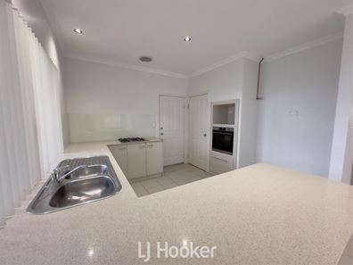 33 Polwarth Circuit, Eaton WA 6232