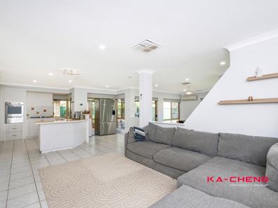 11 Tiber Avenue, Beechboro WA 6063