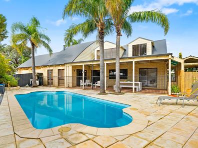 1 Socha Court, Greenfields WA 6210