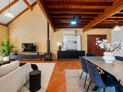 1 Socha Court, Greenfields WA 6210