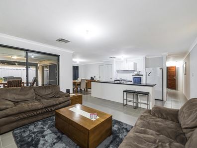 26 Rodsand Circuit, Ellenbrook WA 6069