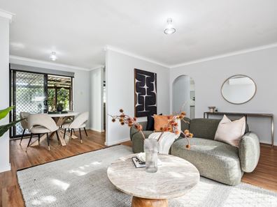 2 Heron Court, Camillo WA 6111