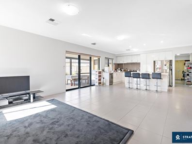 6 Elba Place, Thornlie WA 6108