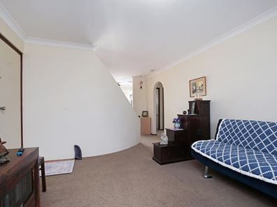 2/4 Harris Street, Palmyra WA 6157