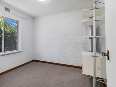 4/3 Burgundy Crescent, Spearwood WA 6163