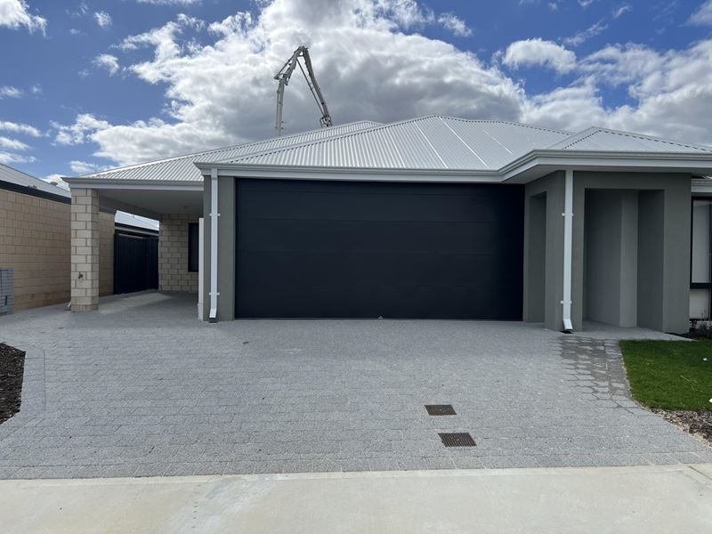 4a Lighthouse Grove, Madora Bay WA 6210