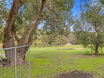 76 Yamba Drive, Keysbrook WA 6126