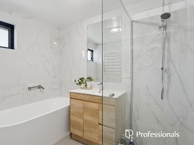 57 Juniper Way, Forrestfield WA 6058