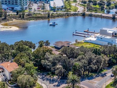 2 Peel Street, Mandurah WA 6210