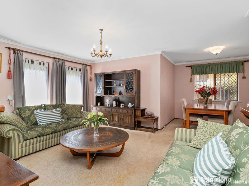 48 WHEATLEY DRIVE, Bull Creek WA 6149