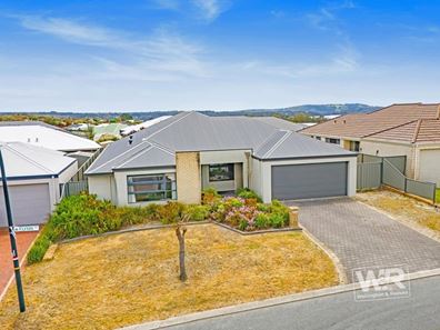 14 Flynn Way, Bayonet Head WA 6330