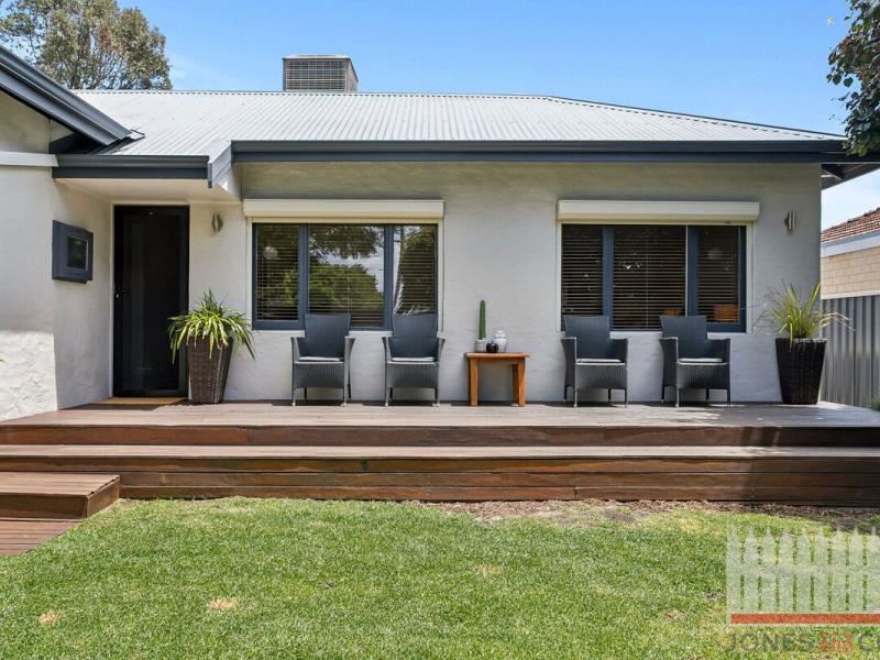 377A Light Street, Dianella