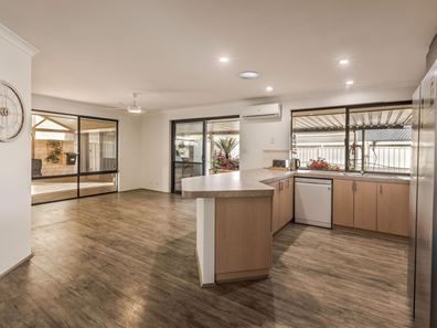 76 Brookland Loop, Dunsborough WA 6281