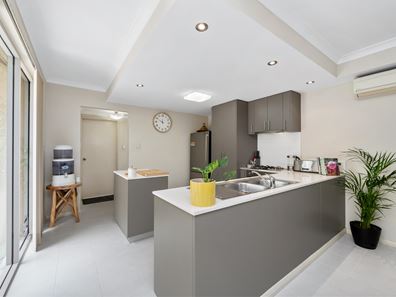12/183 Marmion Street, Fremantle WA 6160