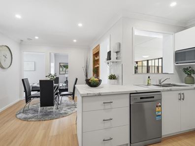 221 Dawson Avenue, Forrestfield WA 6058