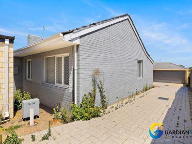8B Fernhurst, Balga WA 6061