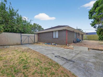 26 Brookdale Drive, Armadale WA 6112