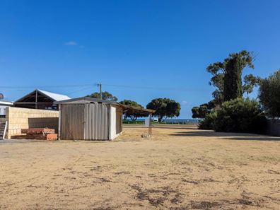 72 Thomas Street, Leeman WA 6514
