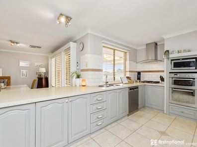 10 BREEN PLACE, Bateman WA 6150