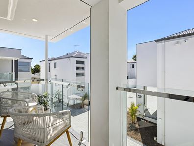 35C Tetworth Crescent, Nollamara WA 6061