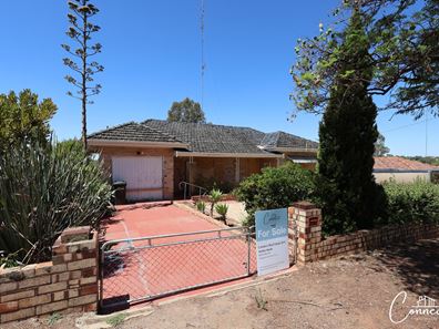 14 Christmass Street, Northam WA 6401