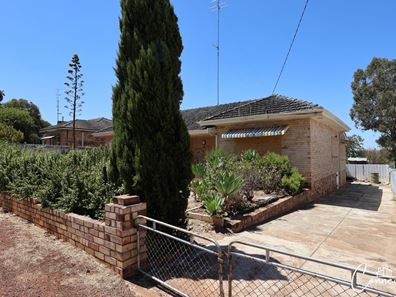 14 Christmass Street, Northam WA 6401