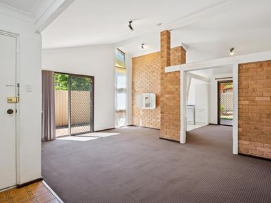 21 Hybanthus Road, Riverton WA 6148