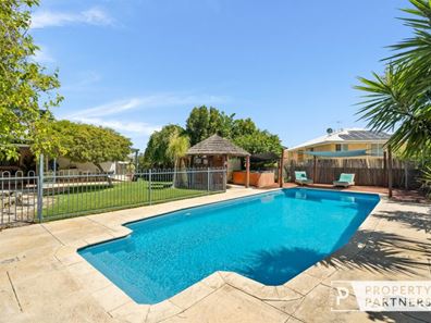 3 Fourth Avenue, Burns Beach WA 6028
