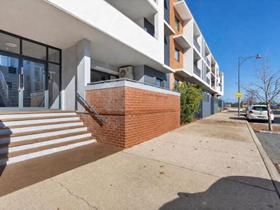 27/2 Stockton Bend, Cockburn Central WA 6164