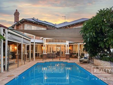 33 Ash Grove, Duncraig WA 6023