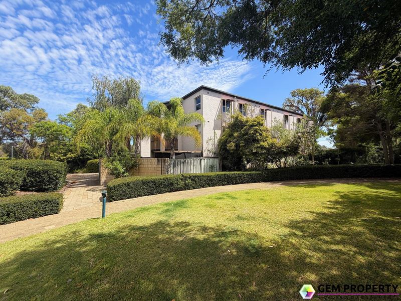 4/2 Pengilly Road, Orelia WA 6167