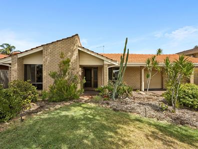 10 Hargrave Street, Stirling WA 6021