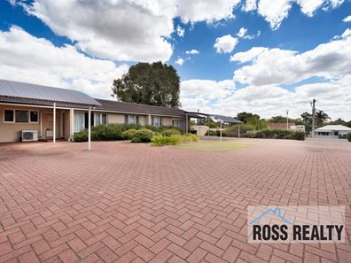 2/11 Westbrook Way, Girrawheen WA 6064