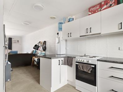 10/30 Demetre Crescent, Pegs Creek WA 6714