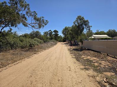 12 Lauder Street, Nanson WA 6532